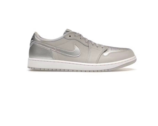Air Jordan 1 Retro Low OG 'Metallic Silver'