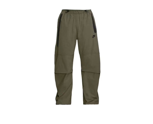 Nike Tech Woven Oversized Pant “Olive”