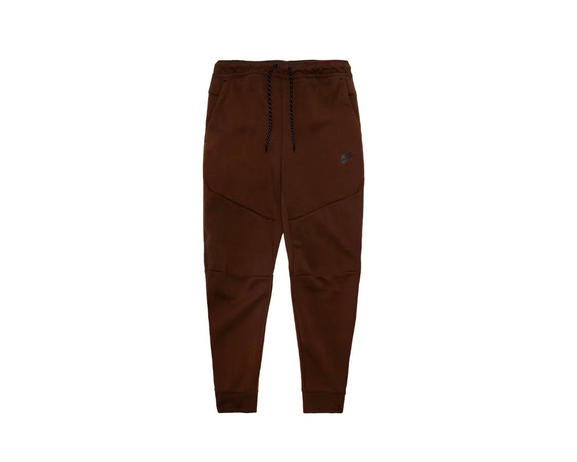 Nike Tech Jogger “Cacao” Man