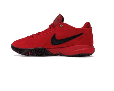 Nike LeBron 20 x Liverpool F.C.