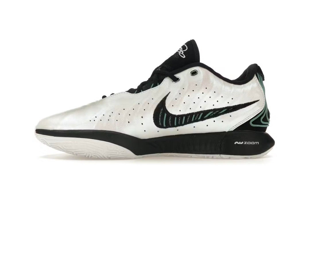 Nike LeBron 21 'Conchiolin'