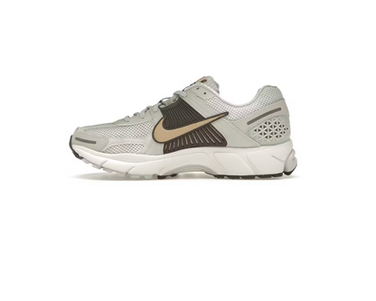 Nike Zoom Vomero 5 'Light Bone Sesame' (W)