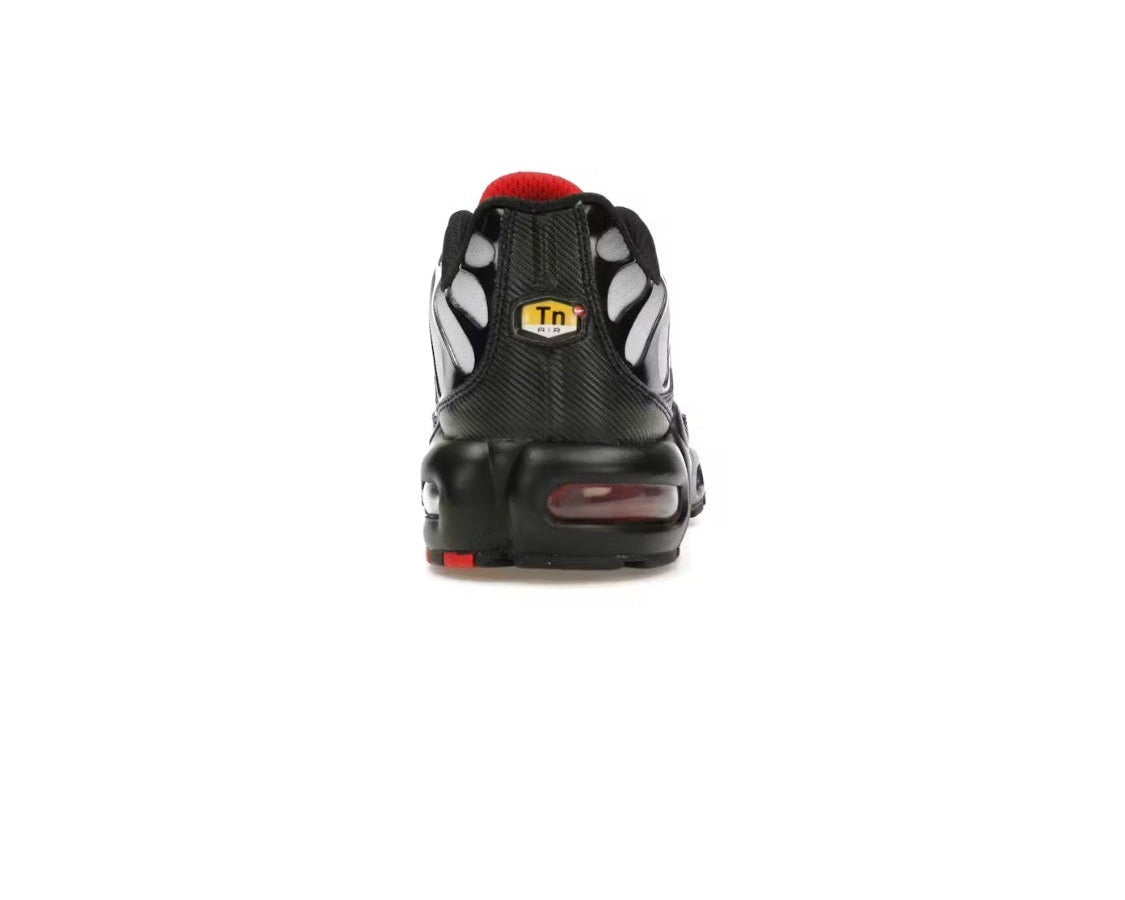 Nike Air Max Plus 'Black Gradient Red'