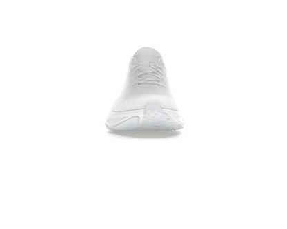Nike ZoomX Invincible 3 'White Photon Dust' (W)