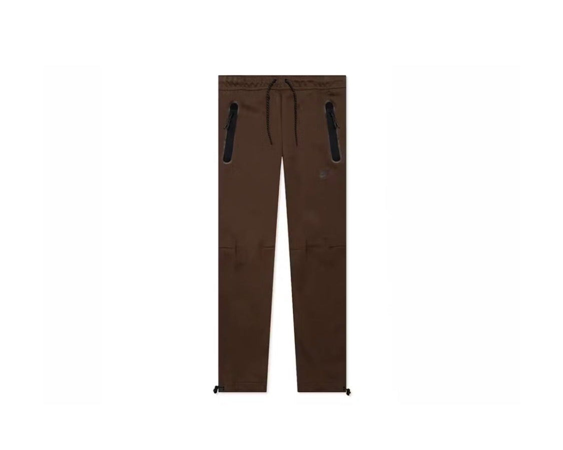 Nike Tech Jogger “Cacao Wow” Man