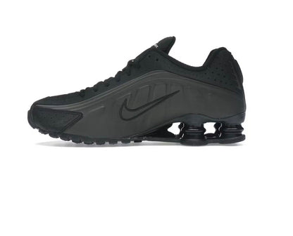 Nike Shox R4 'Triple Black'