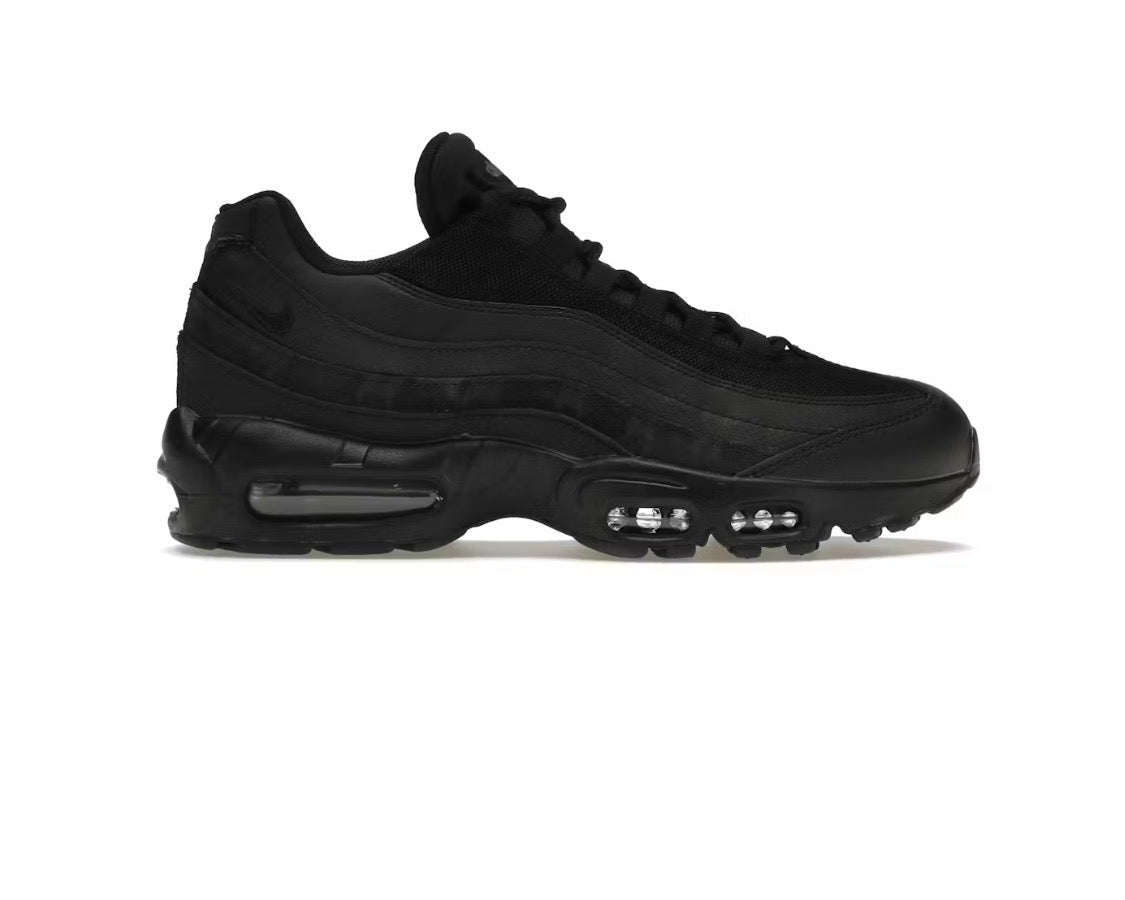 Nike Air Max 95 Essential 'Triple Black'