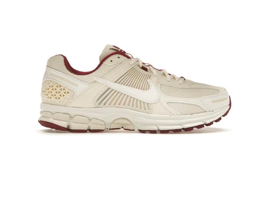 Nike Air Zoom Vomero 5 'Valentine's Day' (W)