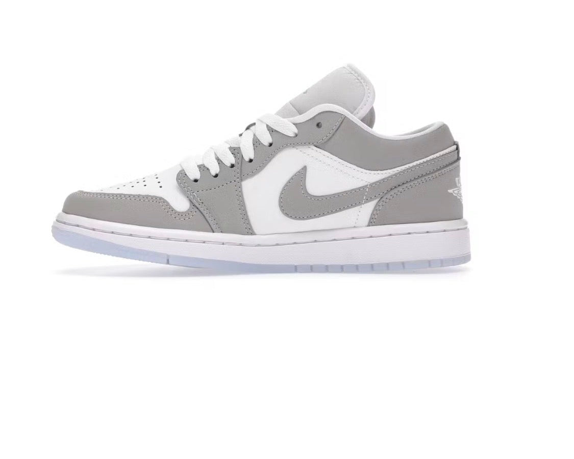 Air Jordan 1 Low 'White Wolf Grey' (W)