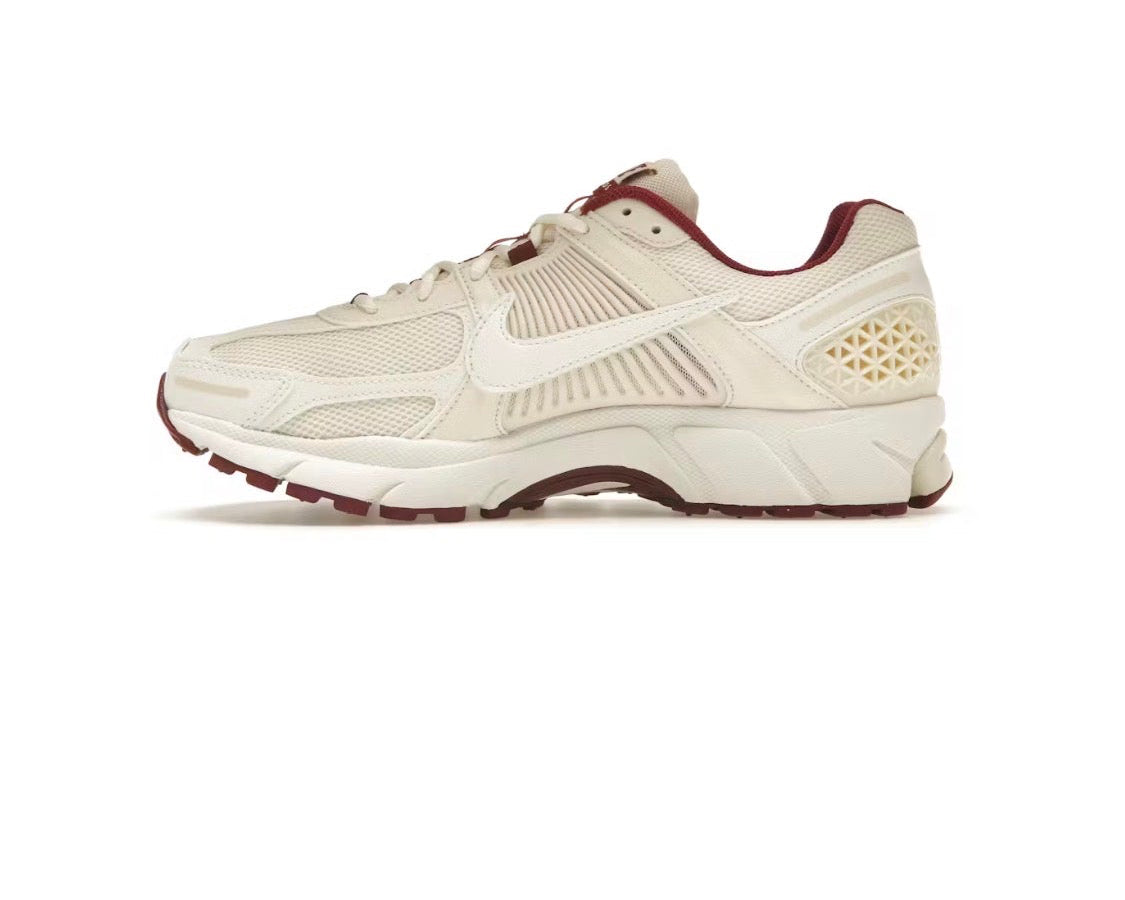 Nike Air Zoom Vomero 5 'Valentine's Day' (W)