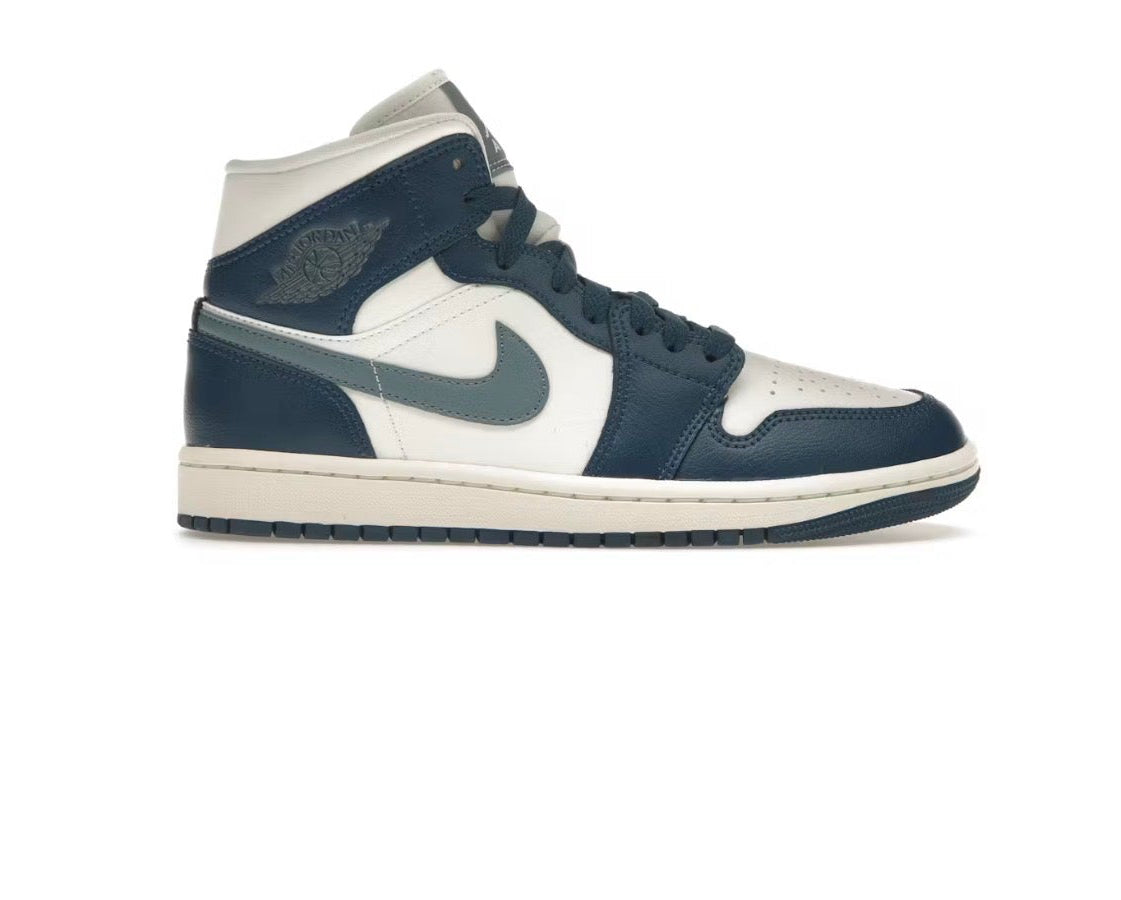 Air Jordan 1 Mid 'Sky J French Blue'