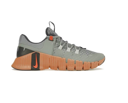 Nike Free Metcon 5 'Mica Green Campfire Orange'