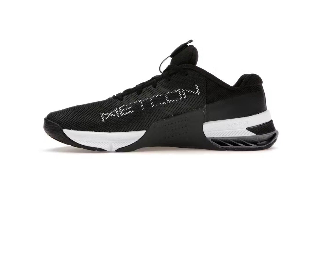 Nike Metcon 8 'Black Dark Smoke Grey' (W)