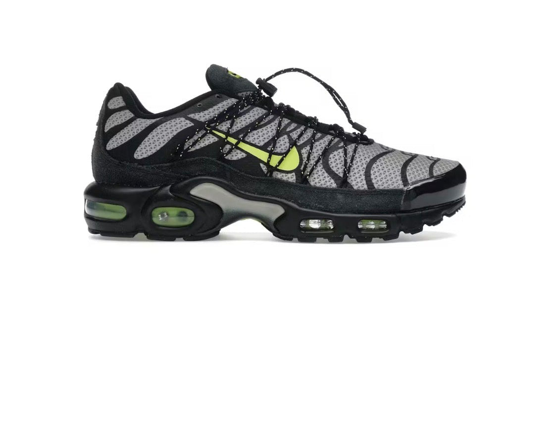 Nike Air Max Plus Utility 'Black College Grey Volt'
