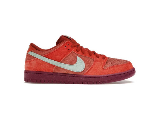Nike Dunk Low SB 'Mystic Red'