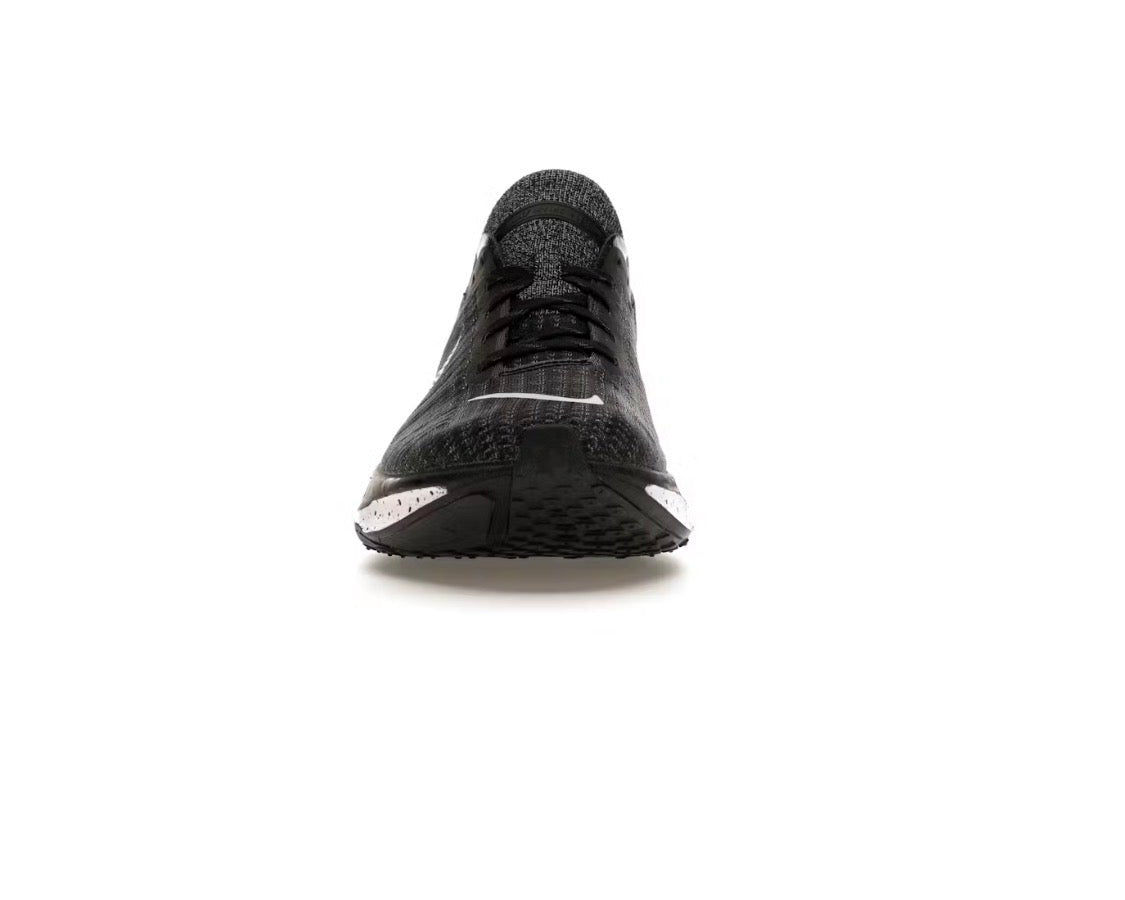 Nike ZoomX Invincible Run Flyknit 3 'Oreo'