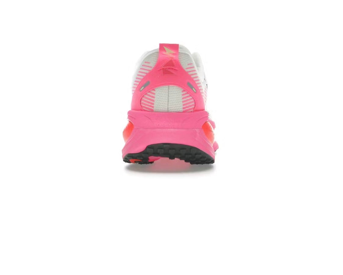 Nike Vomero 18 'Sail Hyper Pink'