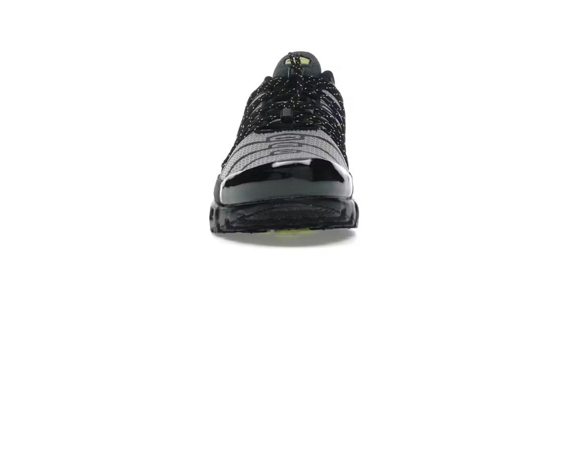 Nike Air Max Plus Utility 'Black College Grey Volt'