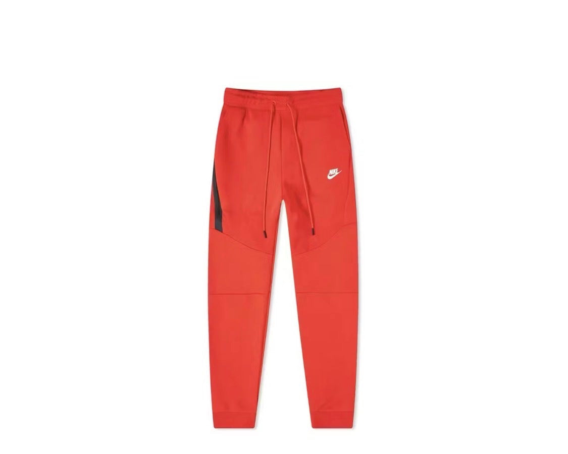 Nike Tech Jogger “Crimson” Man