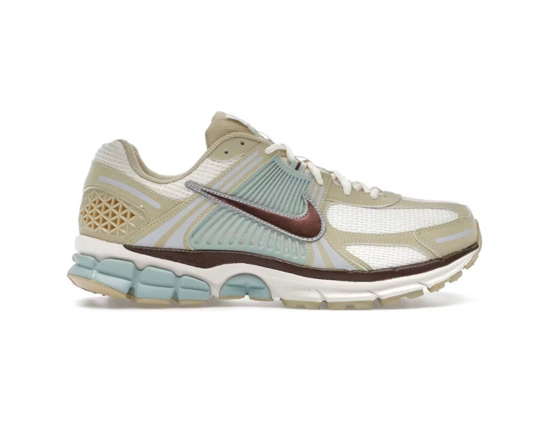 Nike Air Zoom Vomero 5 'Team Gold Seafoam'