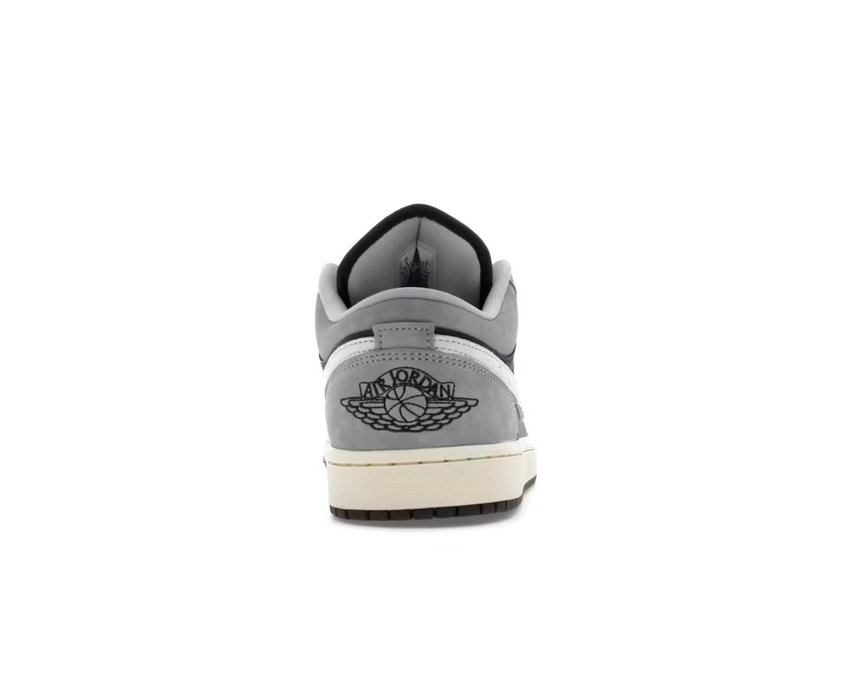 Air Jordan 1 Low 'Light Smoke Grey'