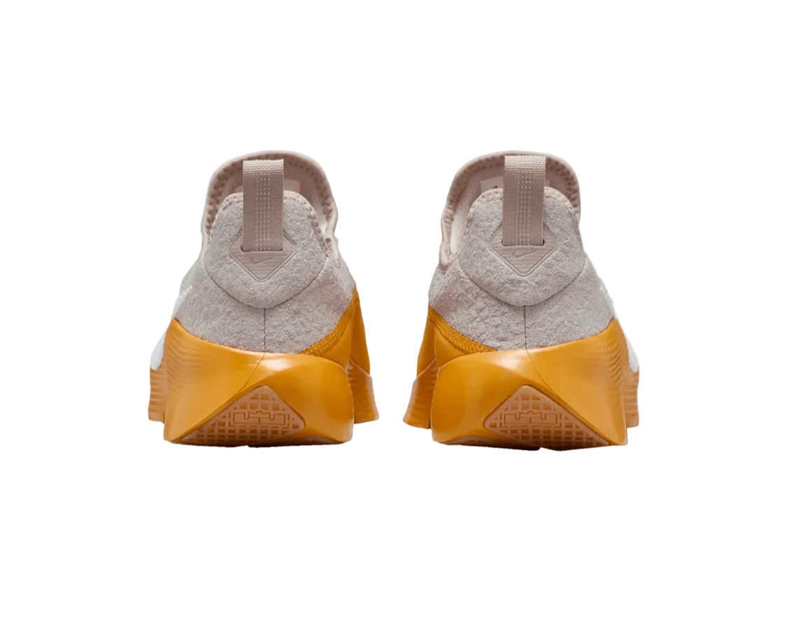 Nike LeBron TR 1 'Cream Gold Leaf'